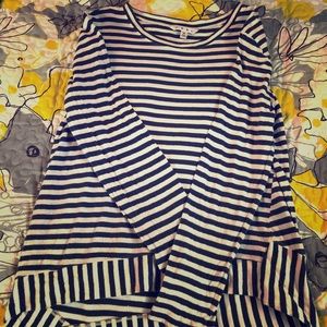 CAbi top size medium